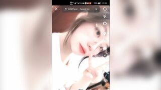 em học sinh lần đầu quay video khỏa thân còn ngại ngùng