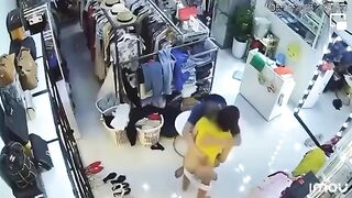 Uy hiếp con tin
