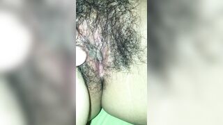 Canh lúc bà chị ngủ say lén vào phòng móc lồn bà chị