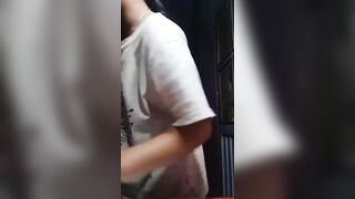 Dụ được em gái show hàng