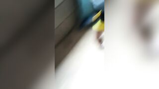 Anh trai dạy thằng em cách địt nhau