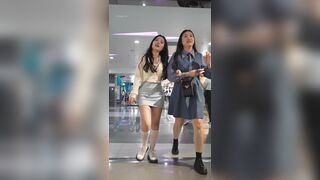 quay lén dưới váy em teen xinh đẹp trong TTTM #2
