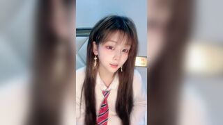em sinh viên được donate gạ thủ dâm trên live