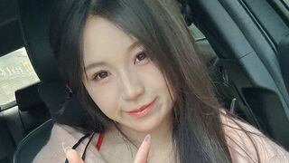 sinh viên năm 2 cùng bố đường trong ks