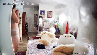 bố chồng đặt cam quay lén con dâu thay đồ #2