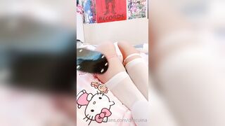 Con bạn cosplay dâm đãng giơ lồn gọi mình sang địt