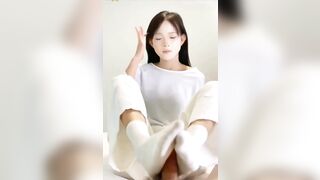 bé học sinh cấp 3 thủ dâm cho bố đường