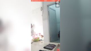 Em gái quên tắt live HOT facebook những ngày qua