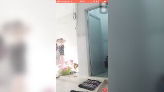 Em gái quên tắt live HOT facebook những ngày qua