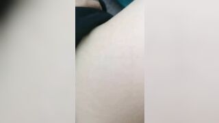 Hồi hộp lén đút cặc vào lồn vợ hàng xóm khi say xỉn ngủ như chết