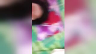 Gái ngủ say không biết bản thân bị thằng bạn quay lại hết video khoả thân