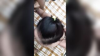 Chị máy bay chiến, cân 3 thanh niên