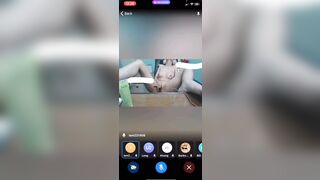 Nhỏ lớp trưởng bảo live dạy học mà sao thầy hiệu trưởng cũng thấy vô xem 2