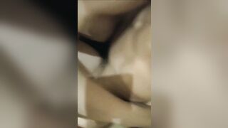 Mấy thằng khốn nạn dụ dỗ em gái mới lớn đi nhậu rồi chuốc say đưa em nó vào khách sạn