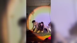 "EM qua nhà nyc lấy nốt đồ trước để quên thui ạ"