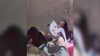 Vãi, Đôi HS Lớp 11 Và Học sinh Lớp 12 Vào nhà djt nhau Đủ tư Thế quay video cực nứng