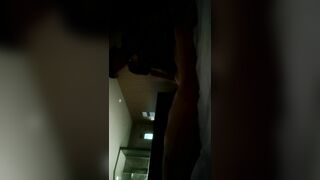 uay lén em sinh viên đi làm thêm buổi tối trong quán massage #5