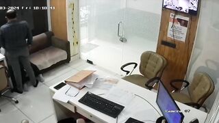Giám đóc địt thư kí trong phong riêng bị cam quay lại 2