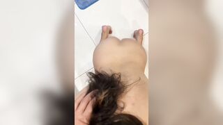 run chân mỏi gối với bé ghệ sinh viên đít to