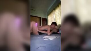 Mày đi mua thuốc đi tao hết tiền rồi