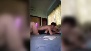 Mày đi mua thuốc đi tao hết tiền rồi