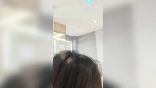 chịch bé sinh viên từ nhà tắm ra đến phòng ngủ trong chuyến du lịch đà nẵng - phần 2