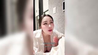 em teen lồn hồng không lông thích public trong nvs công cộng