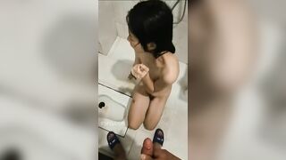 BẮT E BÚ BUỒI, RỒI ĐÁI LÊN MẶT E, HAHA