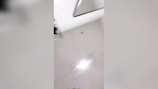 Phòng live của 2 em loli học sinh mới lớn TQ tập tành bỏ học livetream show hàng p1
