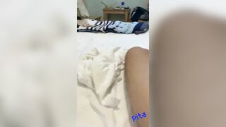 vlog một buổi đi ăn bún bò cùng em sinh viên gầm cao máy thoáng