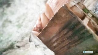 Cái khe cửa đáng giá bên nhà e hàng xóm,quay lén e rửa lồn dâm