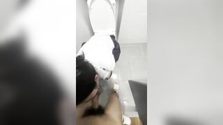 Cùng em thư kí xinh dâm bú cặc từ trg nvs công ty đến phòng khách sạn