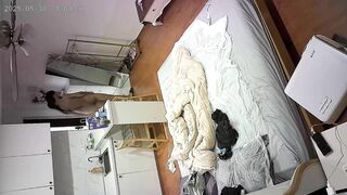 quay lén 2 em sinh viên trong nhà nghỉ