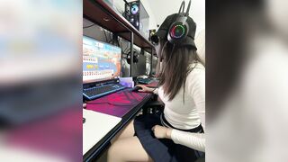 Girl Live Thủ Dâm Public Tập 47