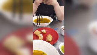kết thúc buổi date là đưa em vào nhà nghỉ lấy giống