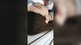 Tranh thủ trg giờ học gạ con b thân giả ốm sang phòg y tế bắt e show vú sục cặc giúp5