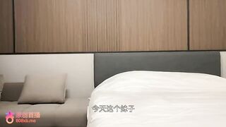 Beautiful Chinese escort 85