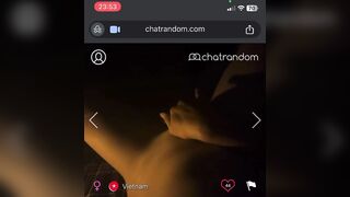 ome tv em gái lên đỉnh khi thủ dâm cho người lạ xem chatrandom