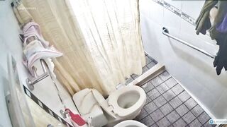 seri quay lén c dâu,cuối cùng chị cũng tắm xong người ướt nhẹp nhìn cặp vú đã quá p5