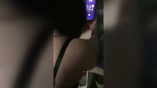 Bắn tinh đầy lồn em gái người yêu đang nấu ăn trong bếp