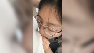 Lừa con em họ mới lớn bú cu nuốt tinh