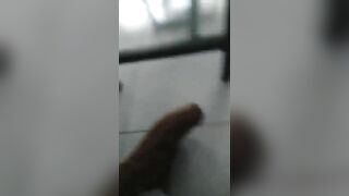 Thầy giáo địt học sinh trong lớp đang phê có người vào cũng không biết