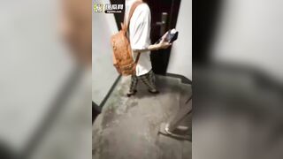 gạ địt em hs cấp 3 mới đi học về lồn non cực khít