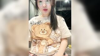 XINH GÁI, VÚ ĐẸP
