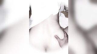 đi học về em vẫn mặc áo dài chổng mông cho anh địt luôn