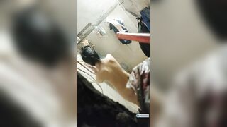 mãi mới quay lén đc em dâu xinh đẹp dáng ngon khỏa thân đi tắm,công nhận đã mắt tht