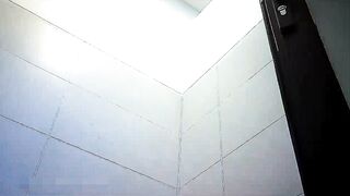 Quay lén WC nữ 49