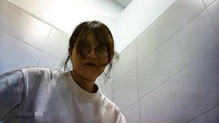 Quay lén WC nữ 49