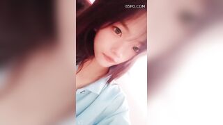 E KHOE TÍ THÔI , KHÔNG BỐ ĐÁNH