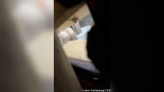 Quay lén 2 bé sinh viên phòng bên tắm
